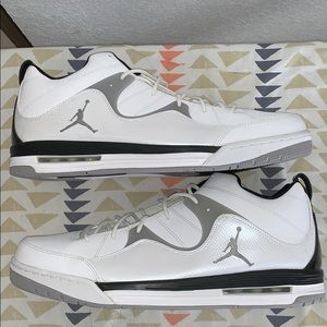 Air Jordan, not sure what type, very nice shoe!!!